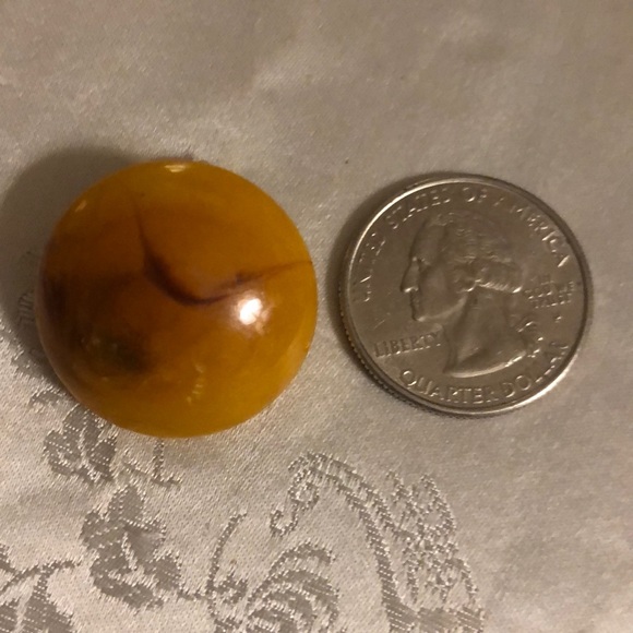 Vintage Bergere Butterscotch Clip Earrings - Picture 3 of 3